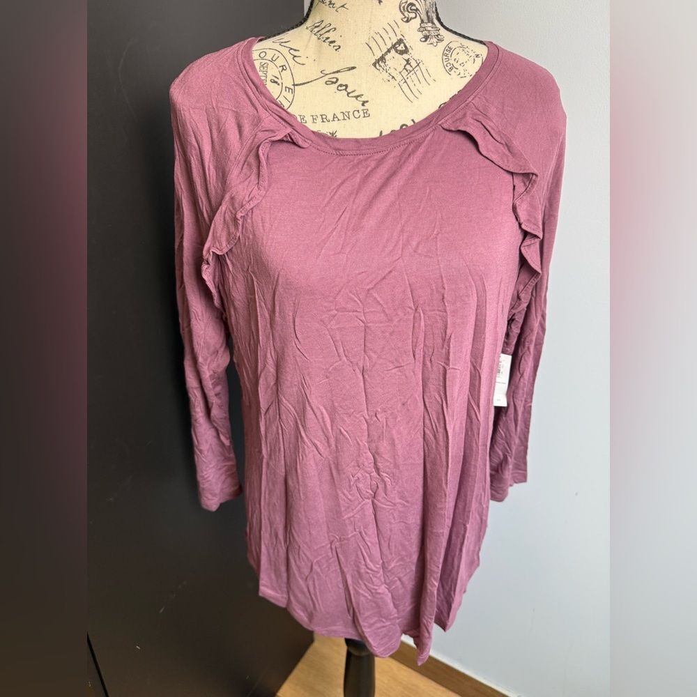 Old navy Top NWT Size L